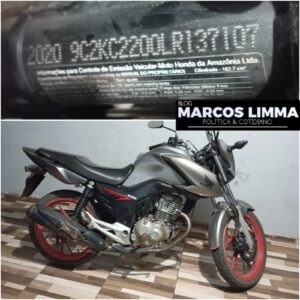 Motocicleta que foi roubada em Pedreiras, a PM recupera o veiculo no povoado Supapinho, em Lima Campos