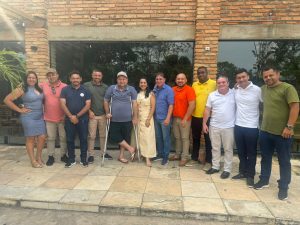 O deputado Fred Maia e a prefeita Vanessa Maia articulam a recondução de Gard Furtado à presidência da Câmara Municipal