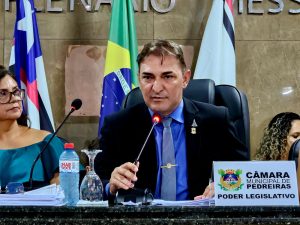 Gard Furtado é reeleito por unanimidade presidente da Câmara Municipal de Pedreiras