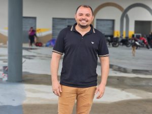 LIMA CAMPOS 63 ANOS! Vereador Laelson visita obra do Mercado Municipal Apolônio Soares de Oliveira