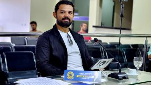 Vereador Lucian Alves solicita poltronas confortáveis para acompanhantes de pacientes no hospital municipal