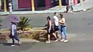 Mulher cai no “Golpe do Achadinho” em plena luz do dia no centro de Lima Campos