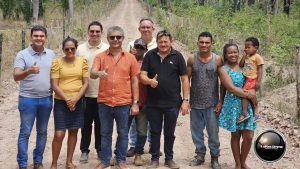 A pedido do Vereador Canidia Prefeitura constrói estrada vicinal ligando povoados Aroeira e Centrinho