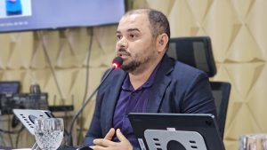 Vereador Laelson apresenta Indicações em benefício dos estudantes da rede pública de Lima Campos