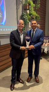 Presidente da Câmara Municipal de Lima Campos Ney Braga recebe Troféu Presidente Eficiente no Maranhão
