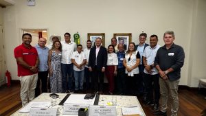 Prefeito Deibson Balé e comitiva de Trizidela do Vale apresentam demandas estratégicas ao governador Carlos Brandão em reunião no Palácio dos Leões